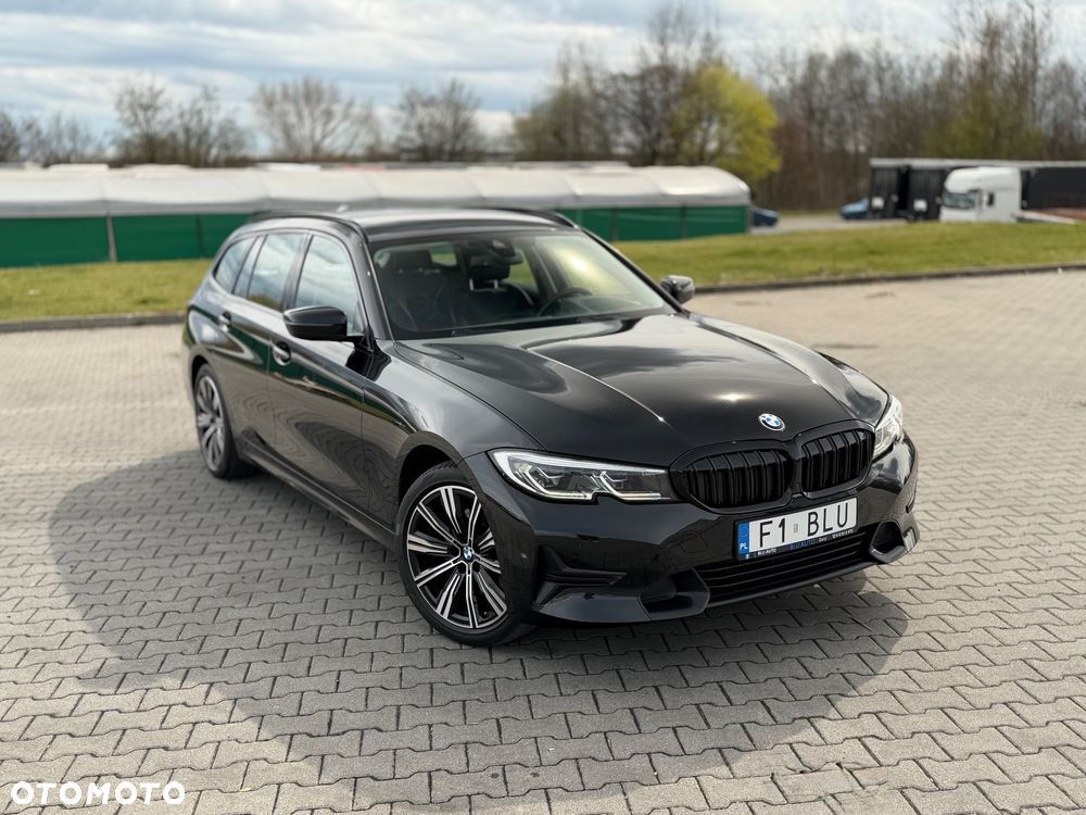 BMW Seria 3 320d xDrive Sport Line Shadow - 2