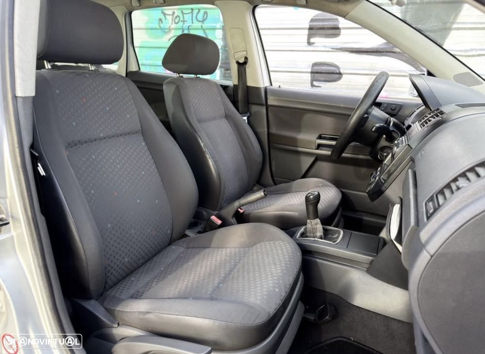 VW Polo ver-1-2-confortline - 8