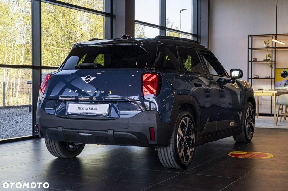 MINI Aceman - 9