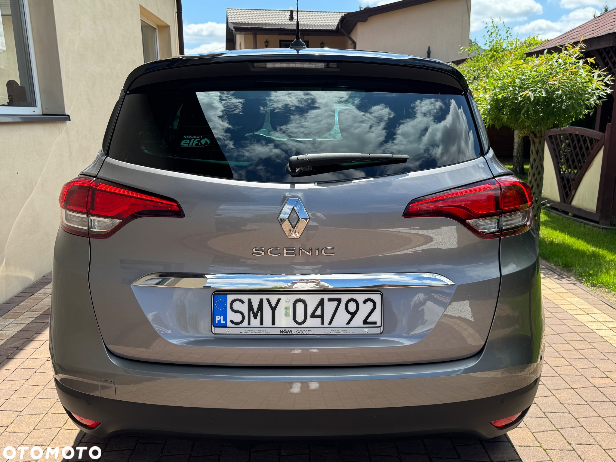 Renault Scenic 1.6 dCi Bose EDC - 6
