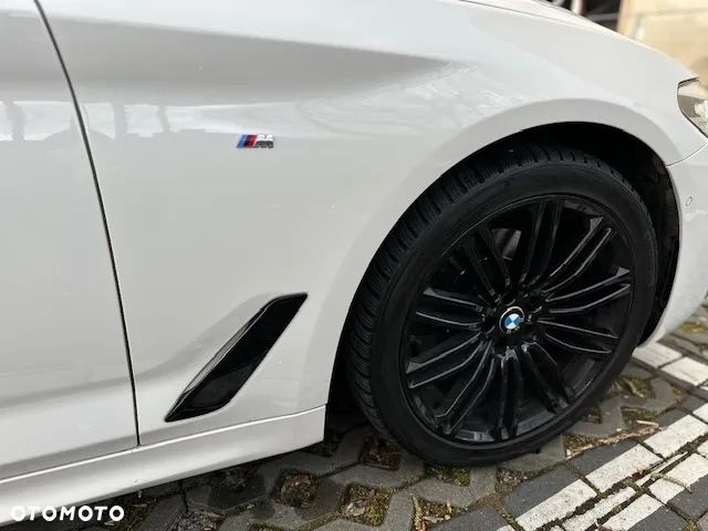 BMW Seria 5 520d M Sport - 5