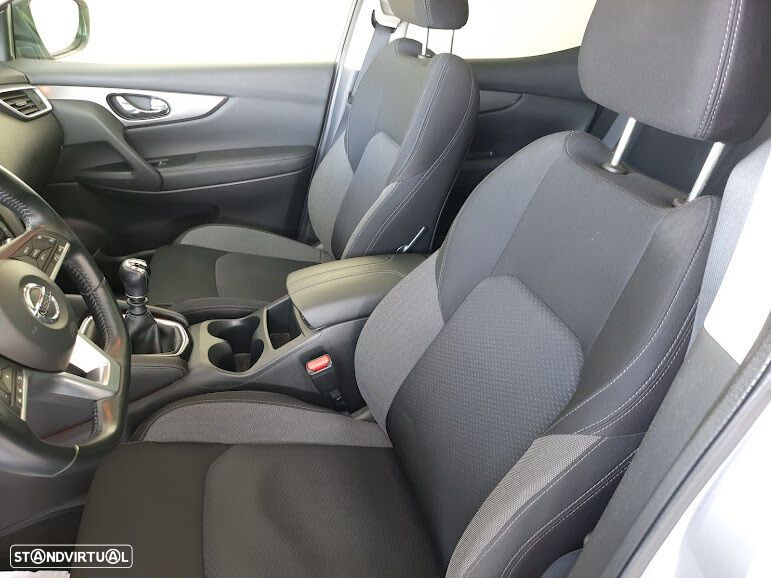 Nissan Qashqai 1.3 DIG-T N-Connecta J18 - 6