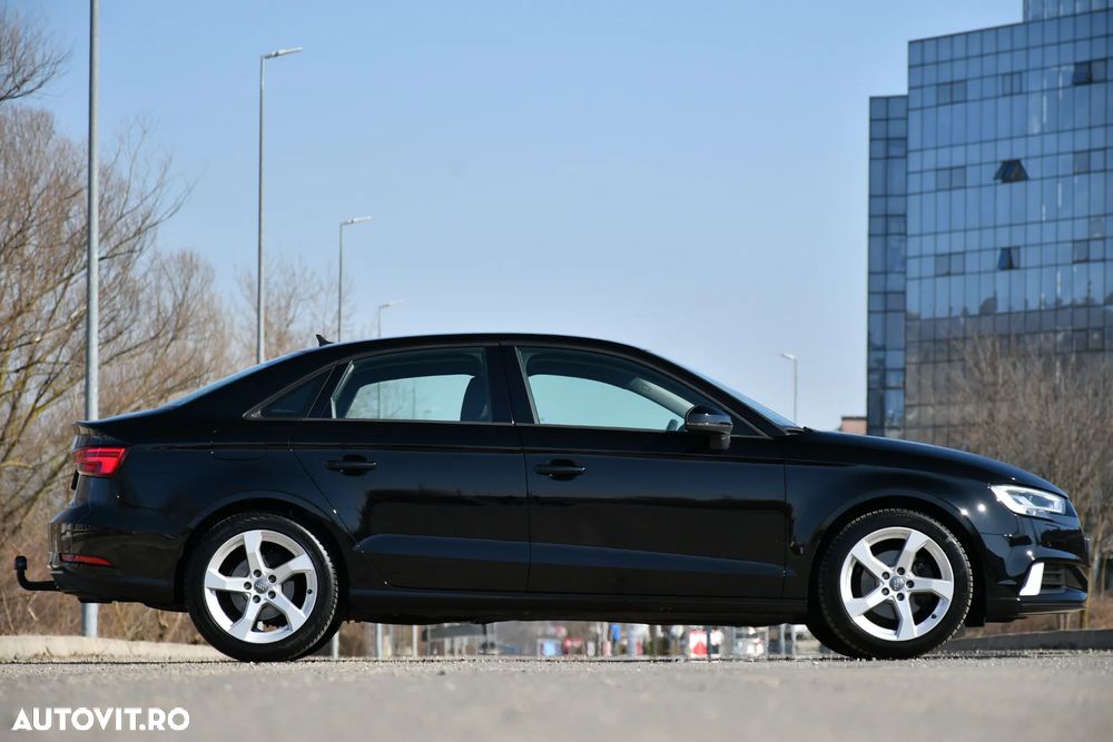 Audi A3 30 TDI sport - 13