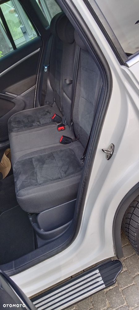 Volkswagen Tiguan 2.0 TDI DPF 4Motion DSG Exclusive - 26
