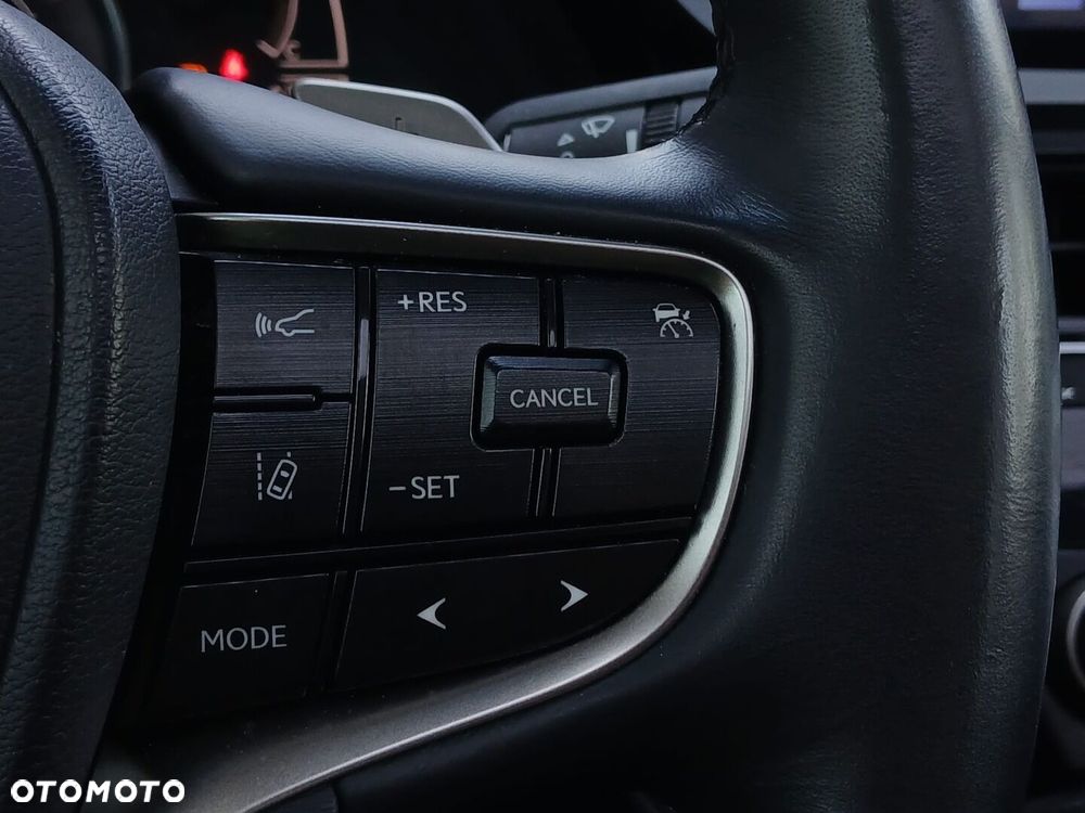 Lexus ES 300h Business Edition - 31