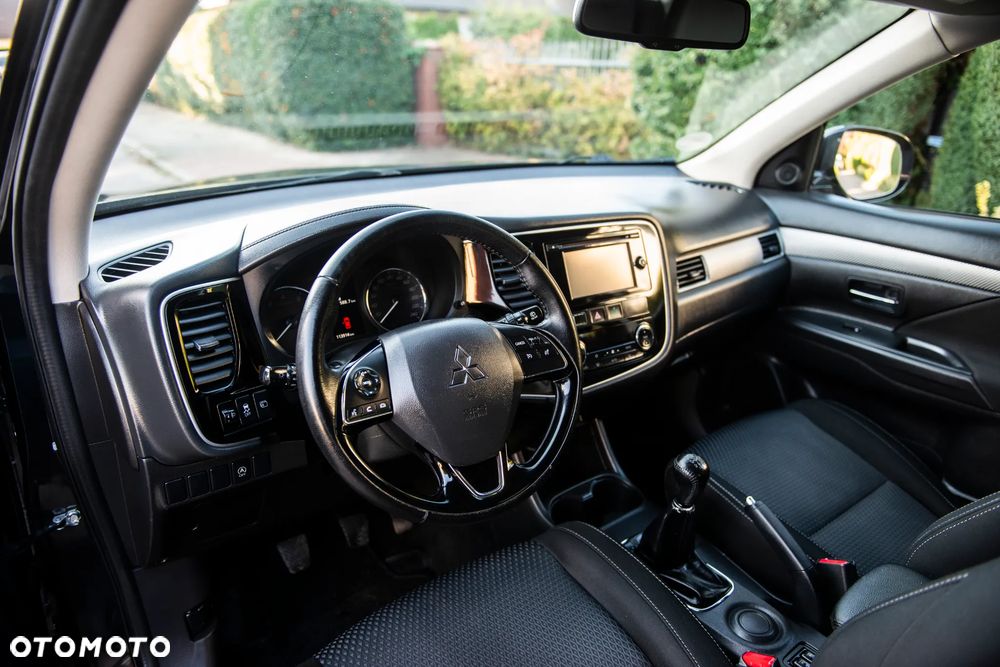 Mitsubishi Outlander 2.0 2WD Edition - 19