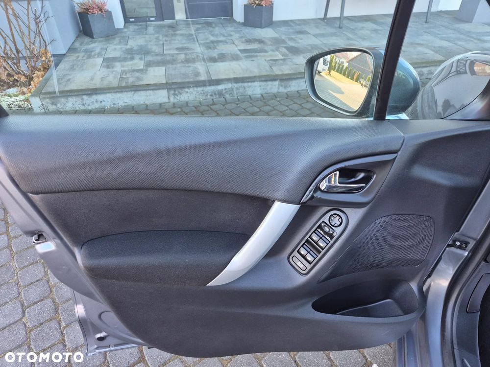 Citroën C3 VTi 95 Exclusive - 33