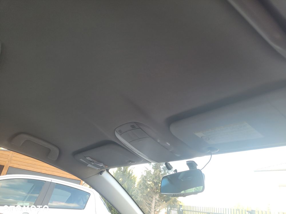 Toyota Corolla - 11