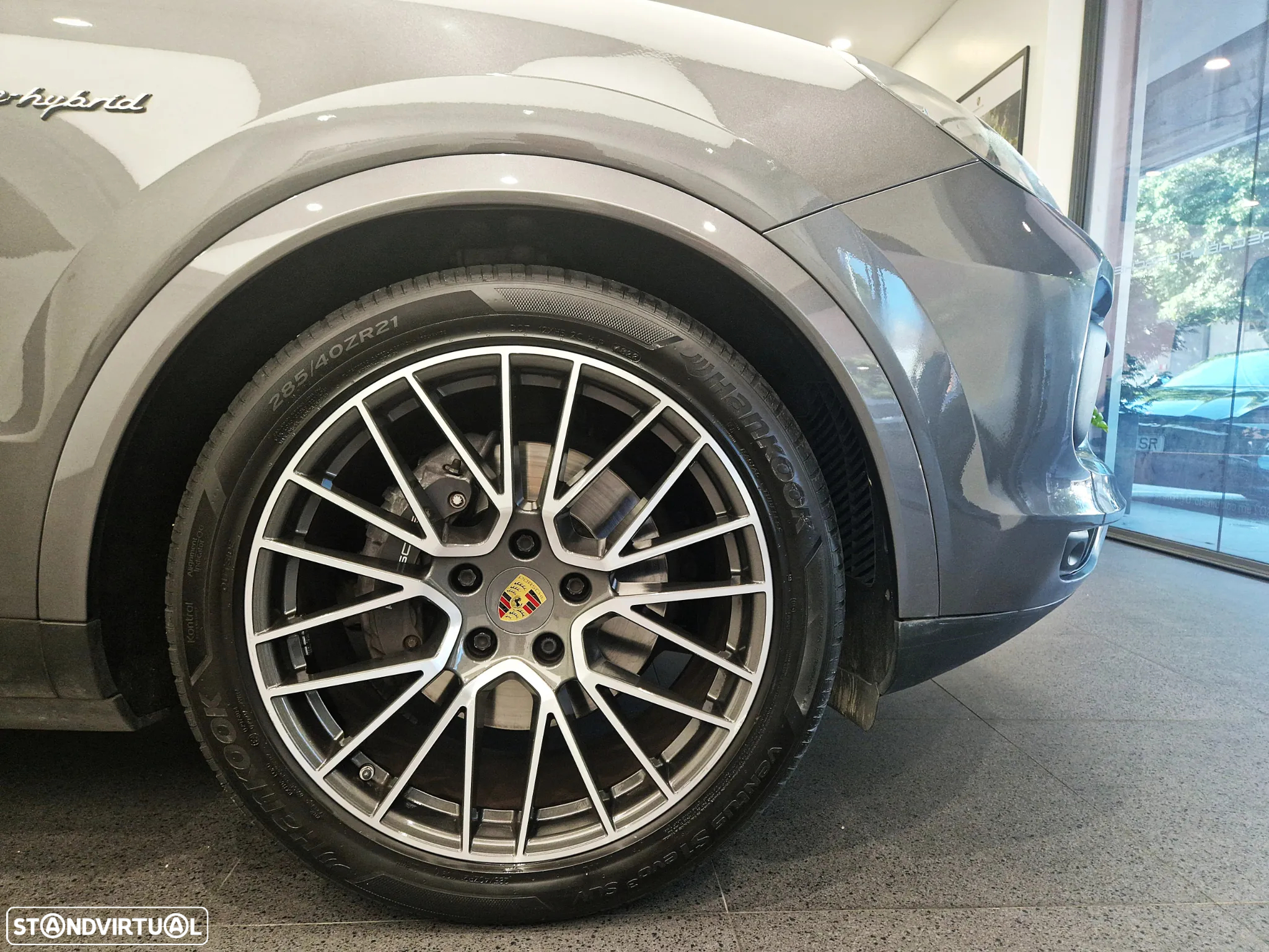 Porsche Cayenne Coupé E-Hybrid - 12