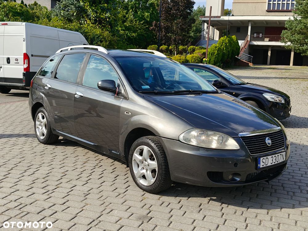 Fiat Croma 1.9 JTD Dynamic - 17