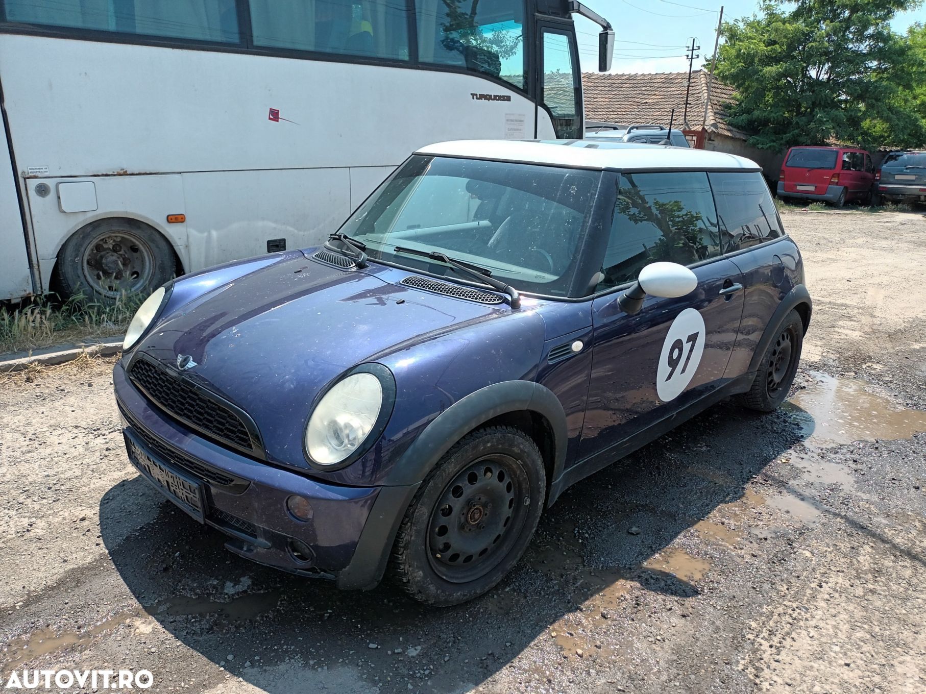 Dezmembrari  Mini MINI (R50, R53)  2001  > 2006 Cooper Benzina - 1
