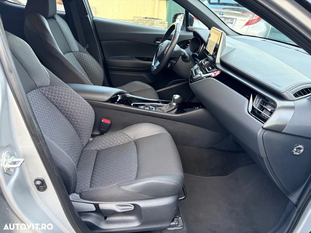 Toyota C-HR 1.8 HSD 122 CP 4x2 CVT C-ult Style bi-tone - 23