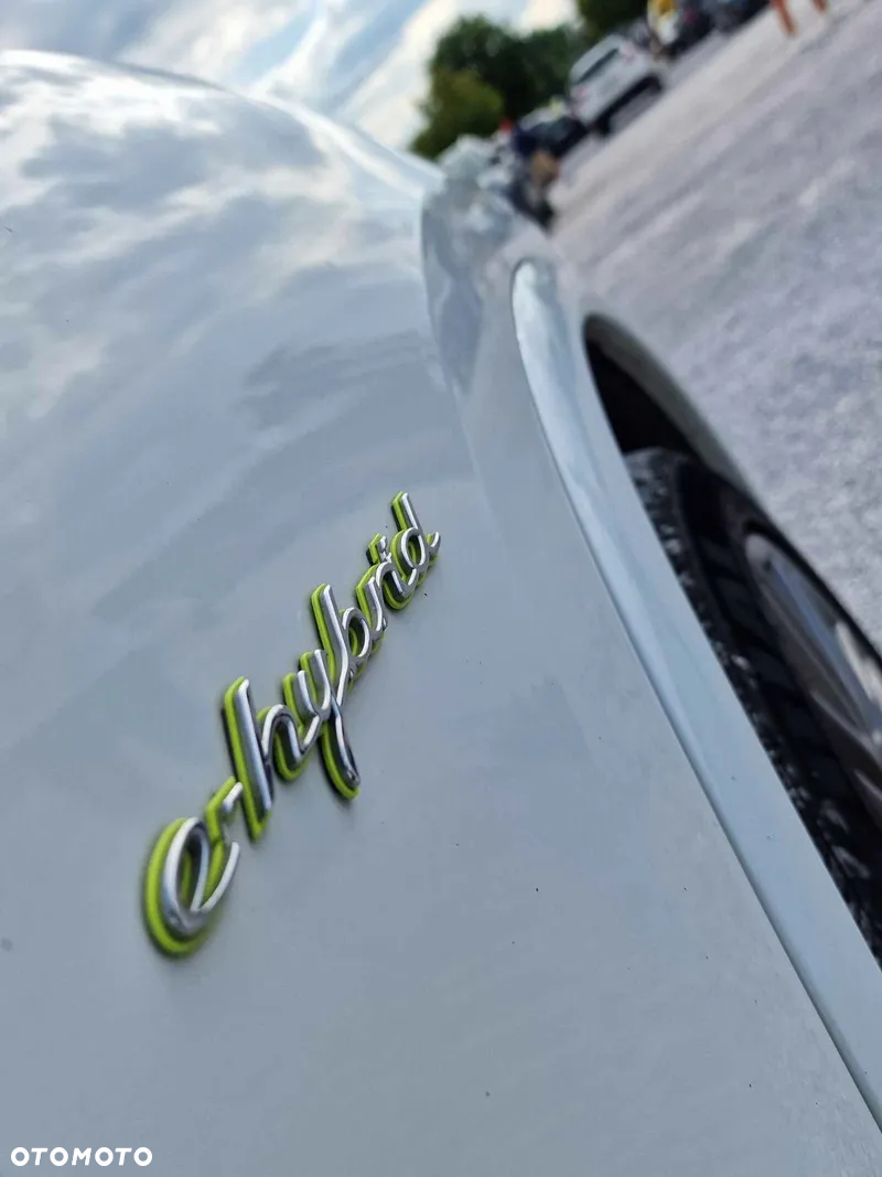 Porsche Cayenne - 12