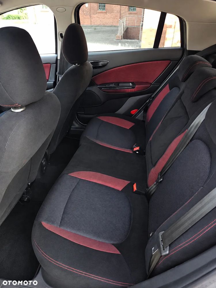 Fiat Bravo 1.4 16V Multiair Dynamic - 8