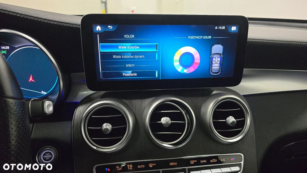 Mercedes-Benz GLC 220 d 4Matic 9G-TRONIC AMG Line Plus - 37