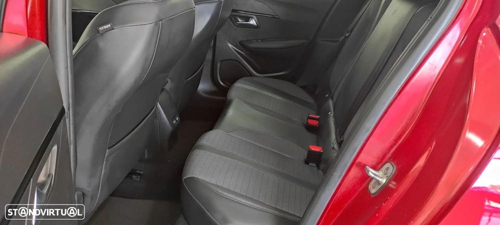 Peugeot 208 1.2 PureTech Active - 19