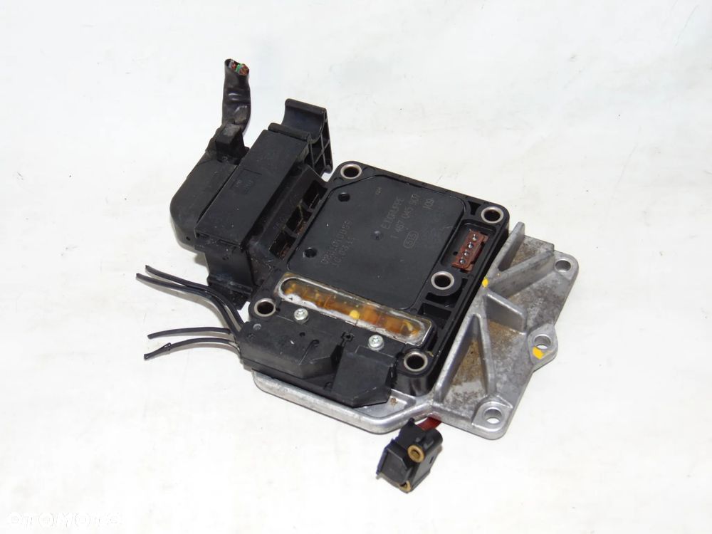 Moduł nastawnik sterownik pompy wtryskowej paliwa 0281010889 pompa wtryskowa Audi A6 C5 diesel 2.5 TDI 97-05r - 2