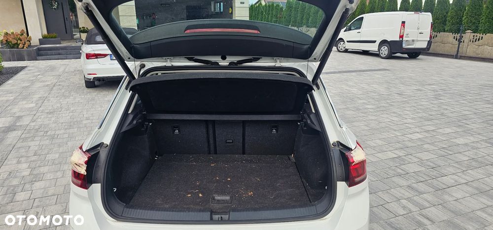Volkswagen T-Roc 1.5 TSI ACT OPF UNITED - 18