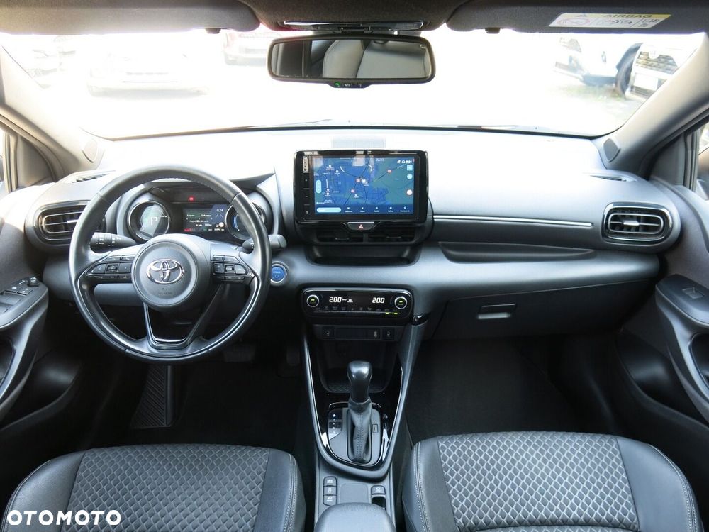 Toyota Yaris Hybrid 1.5 Selection Style - 8