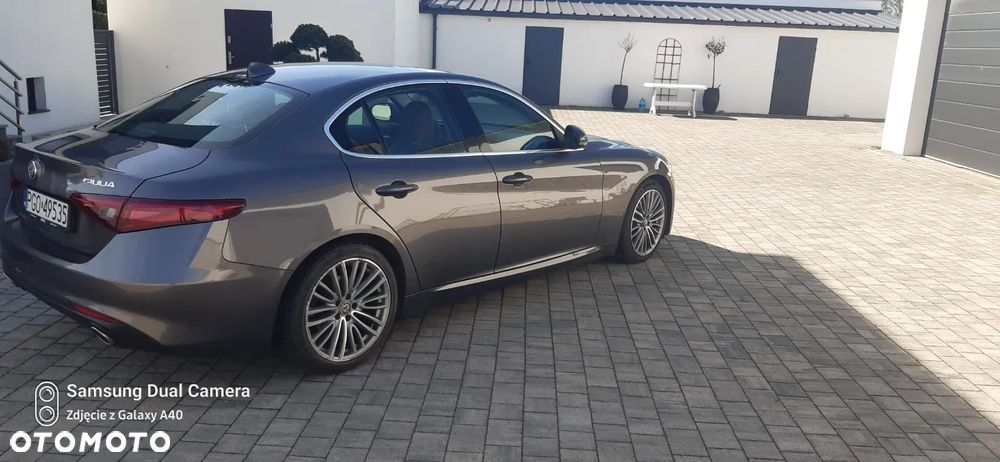 Alfa Romeo Giulia 2.2 D Turbo Super - 9