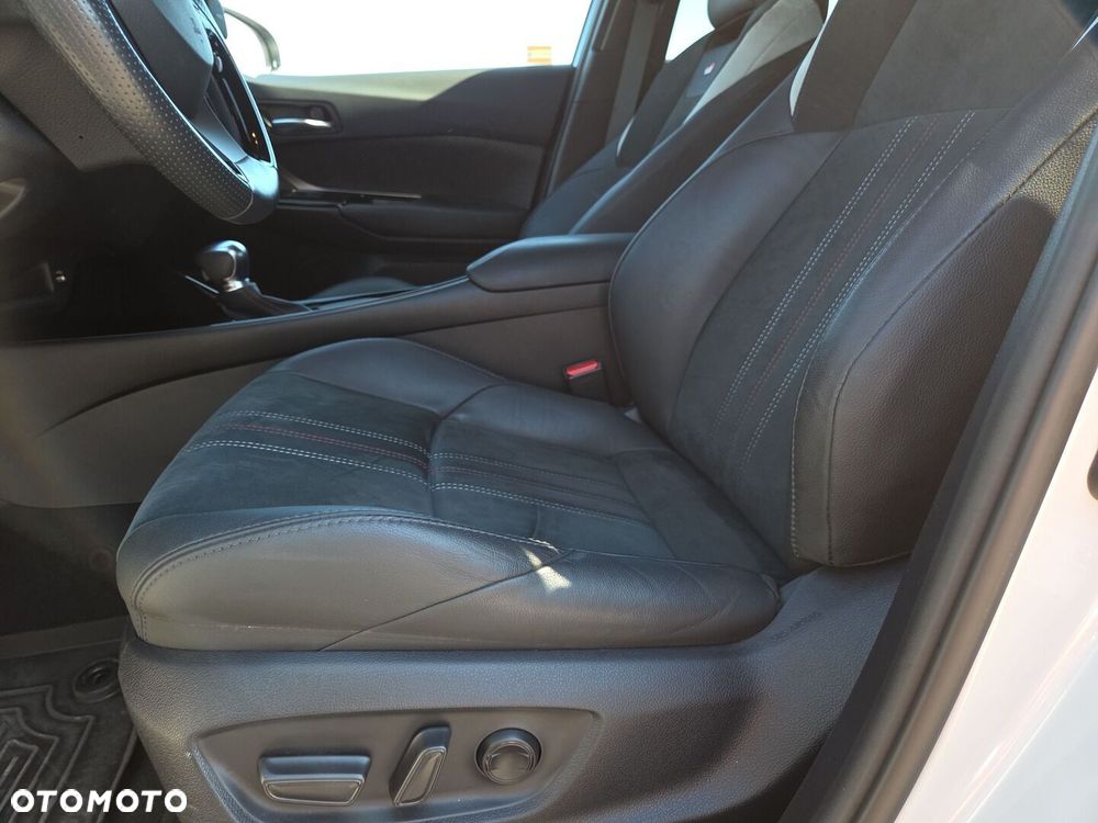 Toyota C-HR 1.8 Hybrid GPF GR Sport - 16