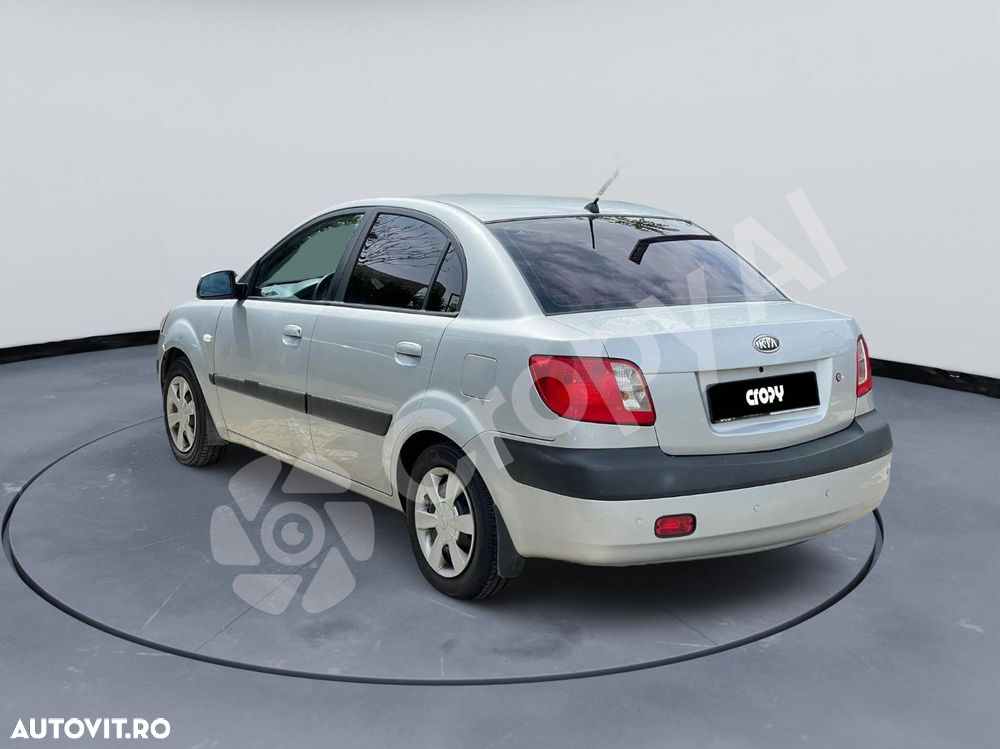 Kia Rio 1.5 DSL EX Comfort+ - 3