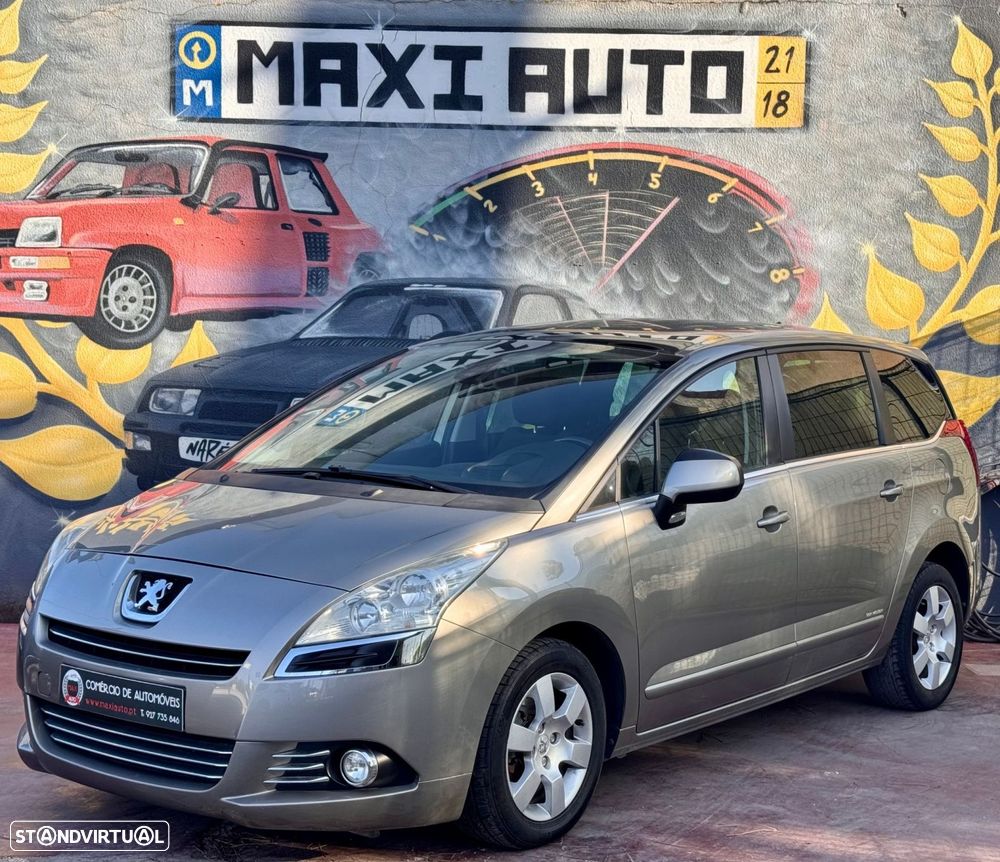 Peugeot 5008 1.6 HDi Executive CMP6 - 1