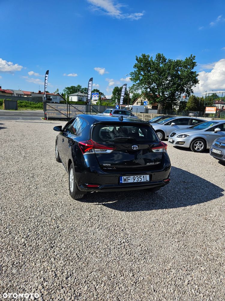Toyota Auris 1.8 HSD Luna - 16
