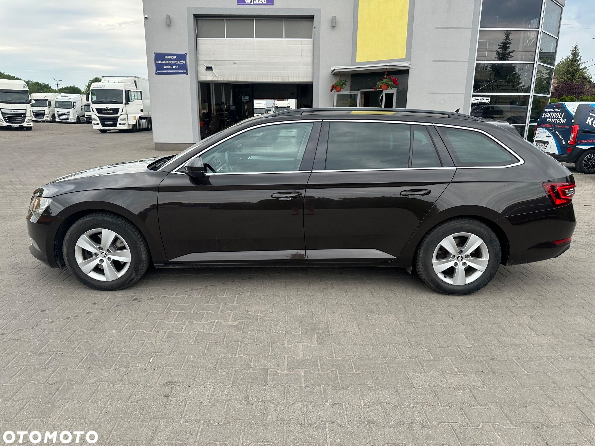 Skoda Superb - 1
