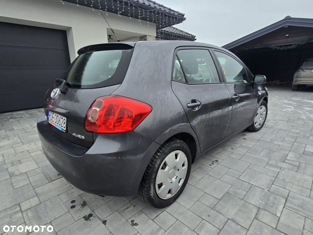 Toyota Auris 1.4 VVT-i Terra - 5