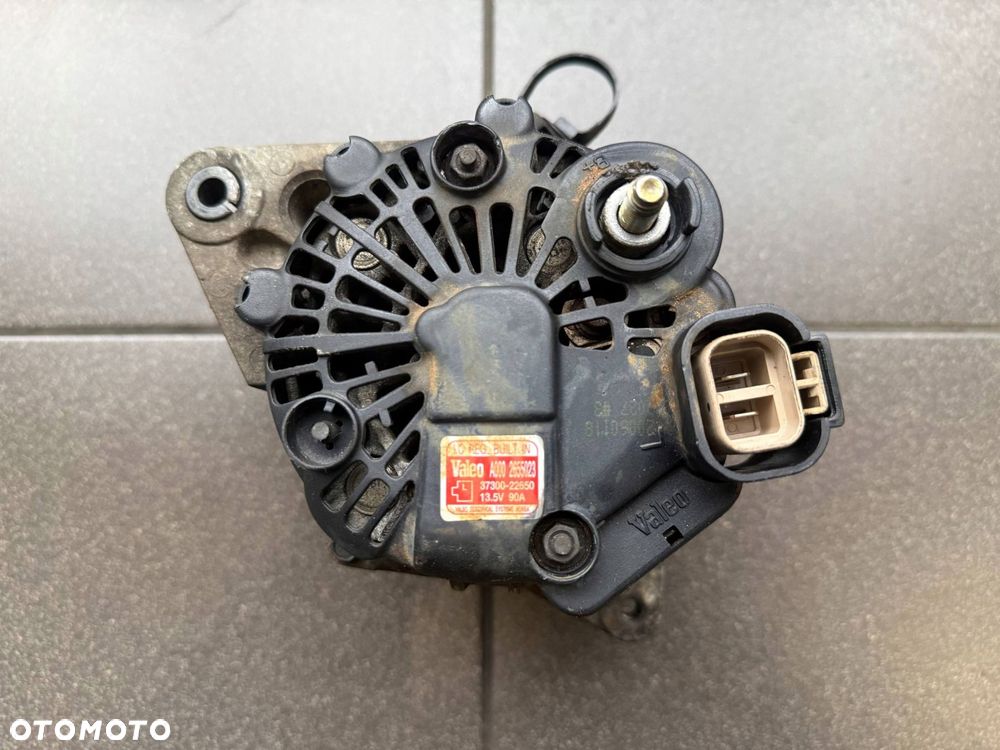 ALTERNATOR 1.6 CRDI HYUNDAI KIA 37300-22650 2655023 - 2
