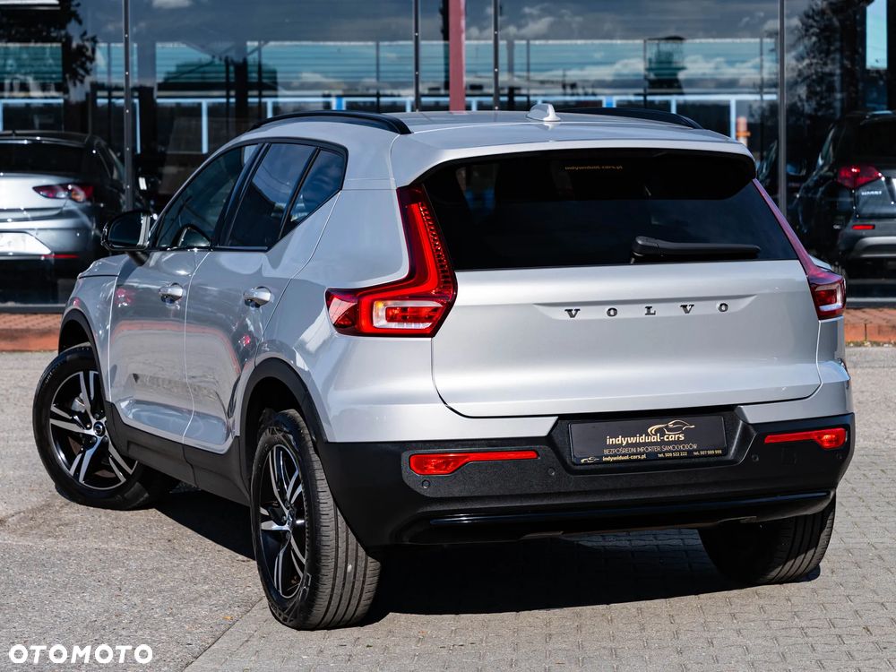 Volvo XC 40 - 5