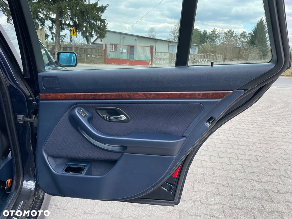 BMW Seria 5 - 19