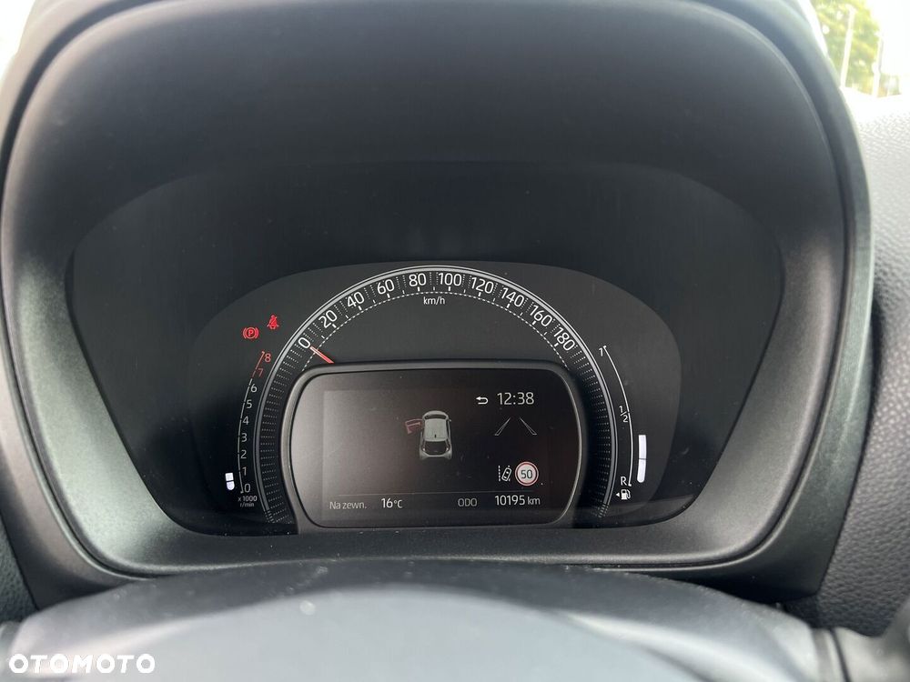 Toyota Aygo X - 11