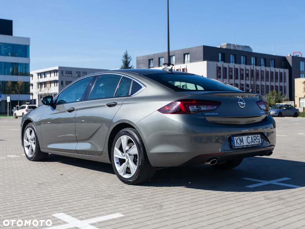 Opel Insignia 2.0 BiTrb D 4x4 Automatik Exclusive - 11