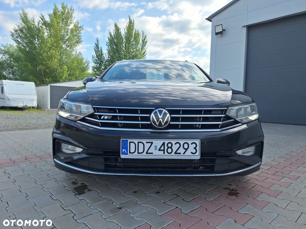 Volkswagen Passat - 2