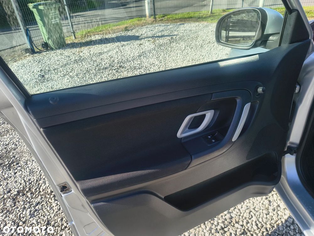 Skoda Fabia 1.2 HTP Elegance - 13