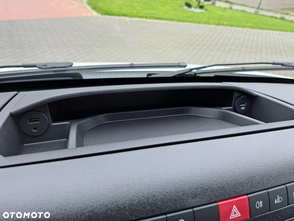 Versalift V-200 DEMO na Iveco Daily 35S14H - 92.000 EUR netto - 5