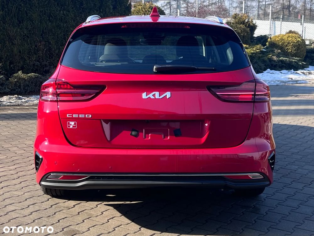 Kia Ceed 1.5 T-GDI M - 6