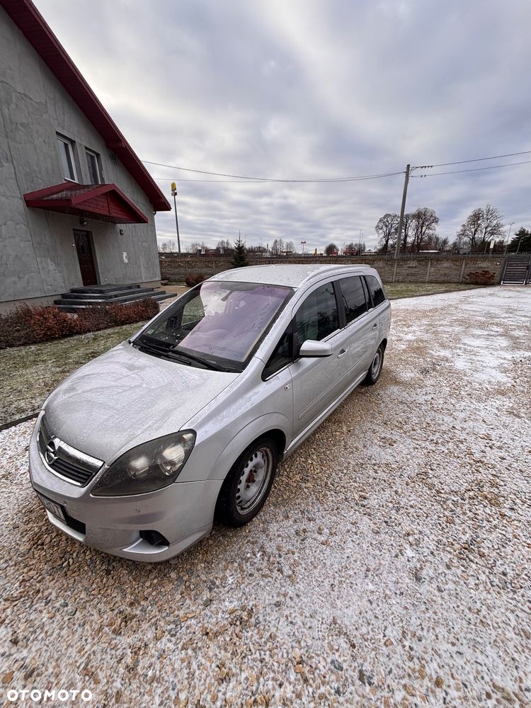 Opel Zafira 1.7 CDTI Cosmo - 8