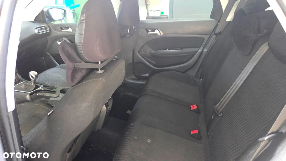 Peugeot 308 1.6 BlueHDi Active S&S - 8