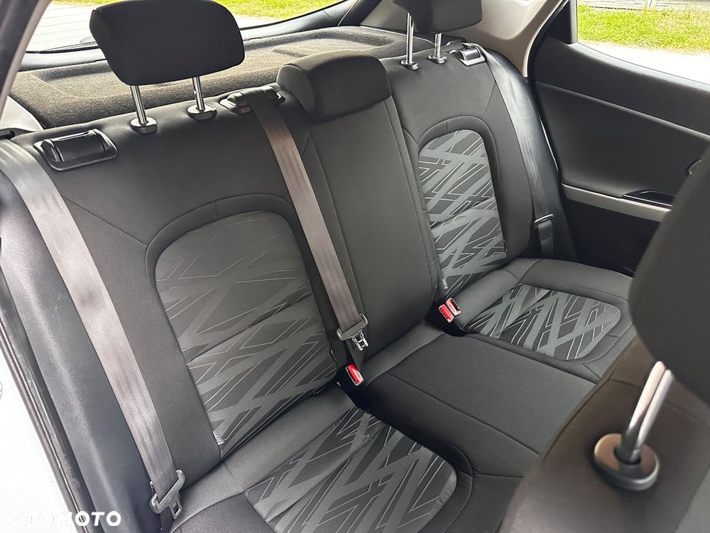 Kia Ceed 1.4 CVVT Dream Team Edition - 23