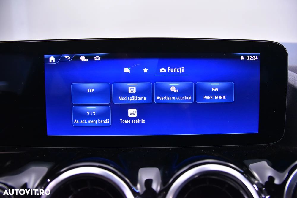 Mercedes-Benz GLA 180 d 8G-DCT - 21