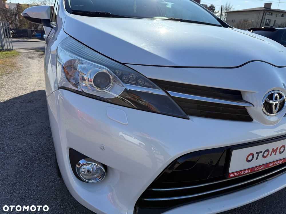 Toyota Verso 2.0 D-4D Prestige 7os - 10