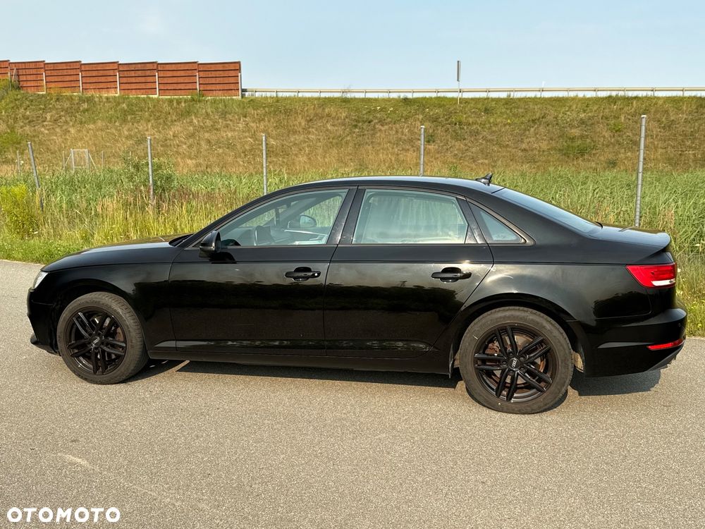 Audi A4 Limousine 2.0 TDI - 12
