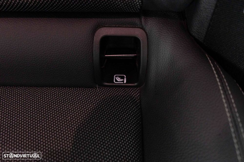 Mercedes-Benz B 250 e Progressive - 12