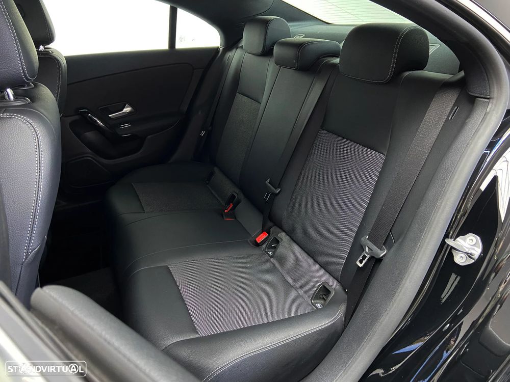 Mercedes-Benz CLA 200 Progressive - 11