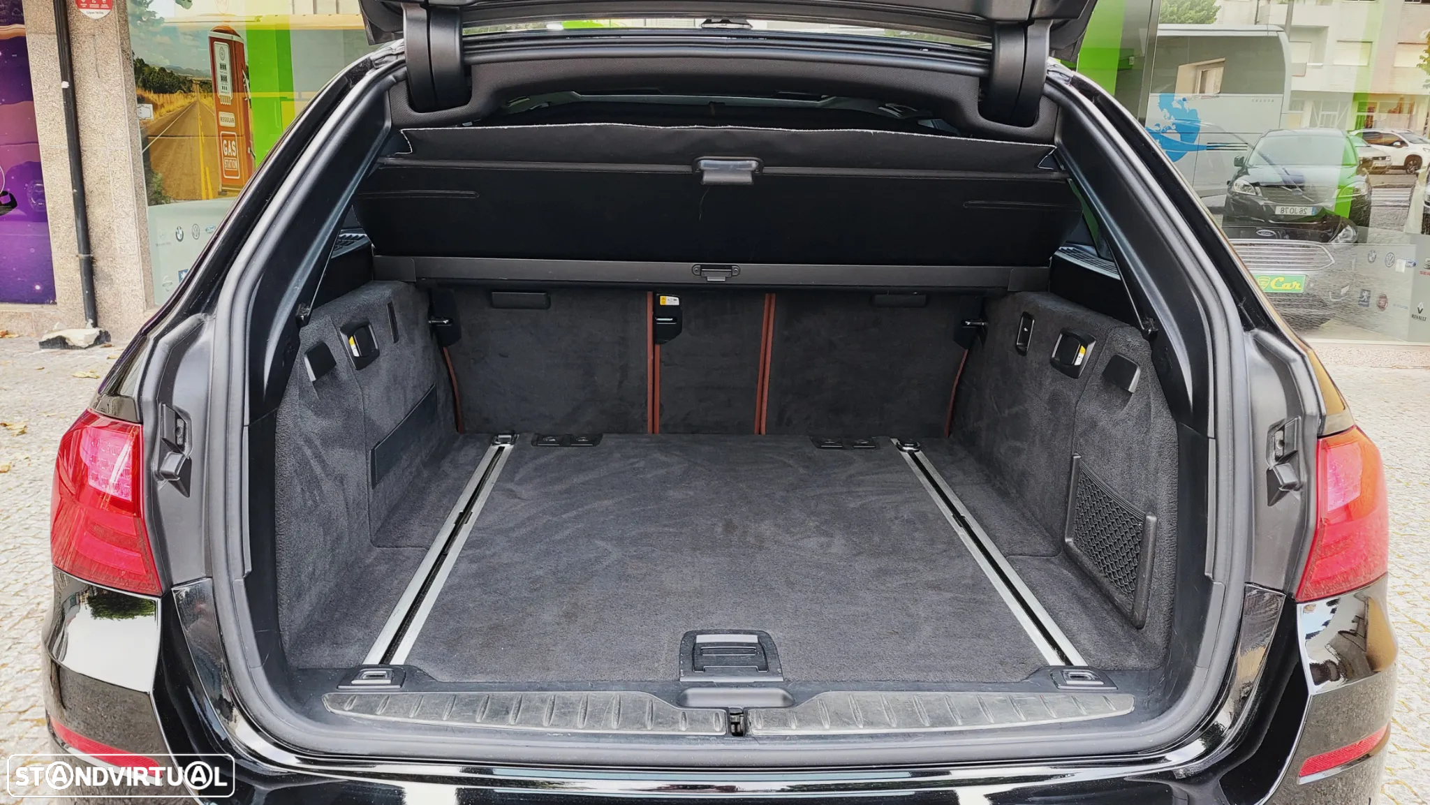 BMW 520 d Touring Aut. Luxury Line - 23