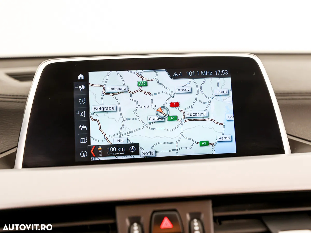 BMW X2 sDrive18i Edition Goldplay - 15