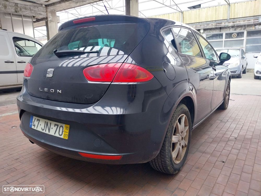 SEAT Leon 1.6 TDI ECOMOTIVE Sport Start/Stop - 10